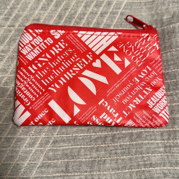 Lululemon Coin Purse Gift Card Holder - Picture 1 of 4